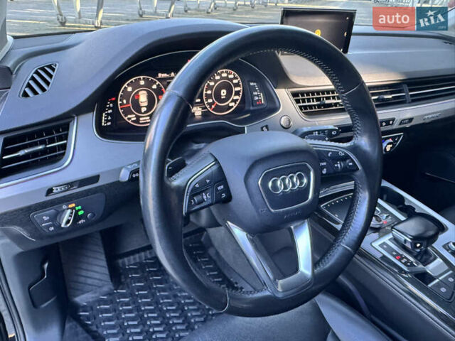 Черный Ауди Ку 7, объемом двигателя 2.97 л и пробегом 260 тыс. км за 34000 $, фото 41 на Automoto.ua