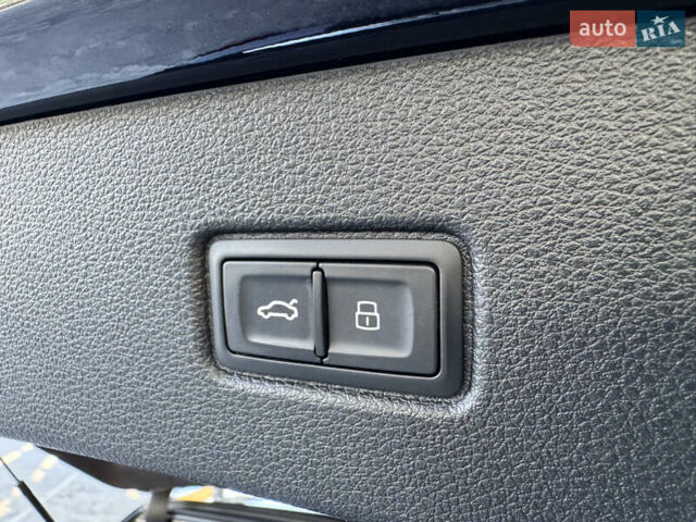 Черный Ауди Ку 7, объемом двигателя 2.97 л и пробегом 260 тыс. км за 34000 $, фото 81 на Automoto.ua