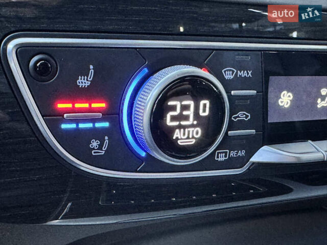 Черный Ауди Ку 7, объемом двигателя 2.97 л и пробегом 260 тыс. км за 34000 $, фото 50 на Automoto.ua