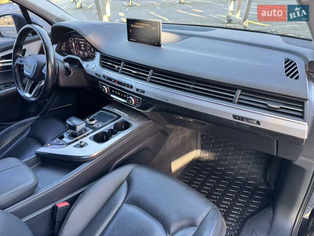 Черный Ауди Ку 7, объемом двигателя 3 л и пробегом 260 тыс. км за 32700 $, фото 50 на Automoto.ua