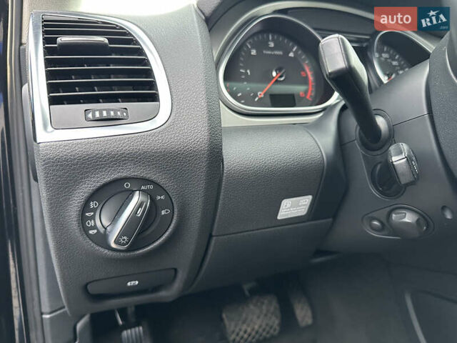 Чорний Ауді Ку 7, об'ємом двигуна 2.97 л та пробігом 167 тис. км за 23300 $, фото 9 на Automoto.ua