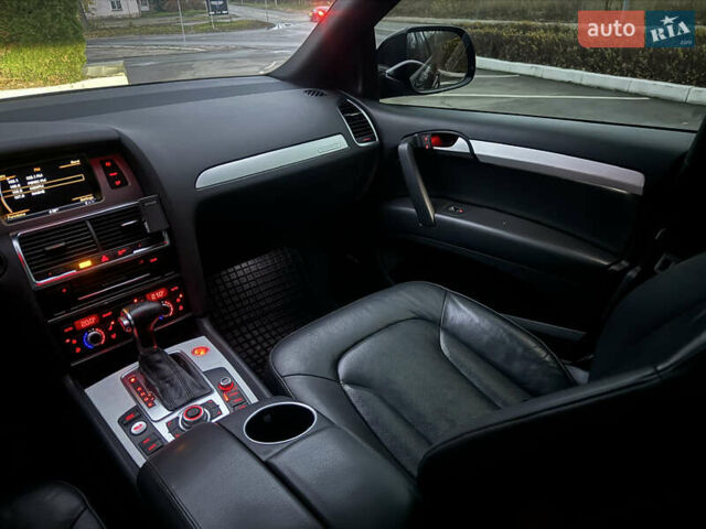 Чорний Ауді Ку 7, об'ємом двигуна 3 л та пробігом 160 тис. км за 14900 $, фото 27 на Automoto.ua