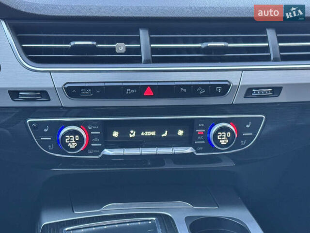 Черный Ауди Ку 7, объемом двигателя 2.97 л и пробегом 260 тыс. км за 34000 $, фото 55 на Automoto.ua