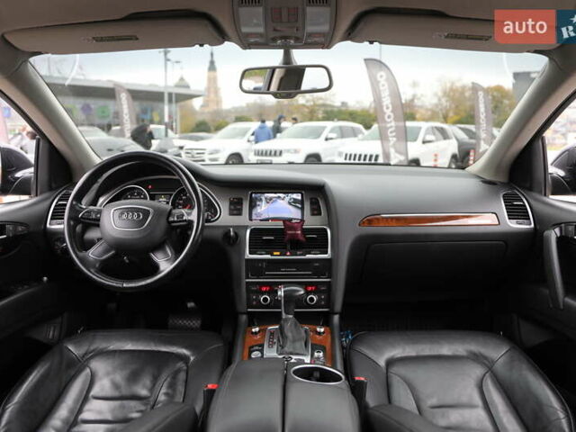 Чорний Ауді Ку 7, об'ємом двигуна 3 л та пробігом 223 тис. км за 16800 $, фото 12 на Automoto.ua