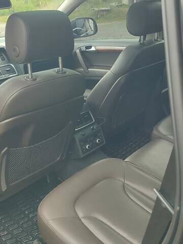 Черный Ауди Ку 7, объемом двигателя 3.01 л и пробегом 220 тыс. км за 19000 $, фото 8 на Automoto.ua