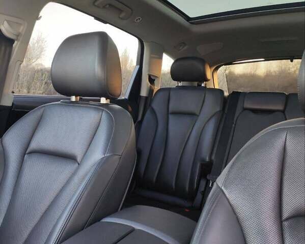 Чорний Ауді Ку 7, об'ємом двигуна 3 л та пробігом 140 тис. км за 28500 $, фото 4 на Automoto.ua