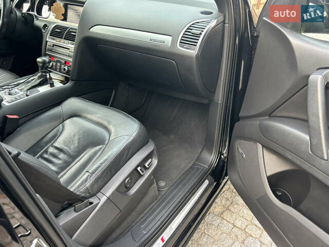 Черный Ауди Ку 7, объемом двигателя 2.97 л и пробегом 303 тыс. км за 24500 $, фото 14 на Automoto.ua