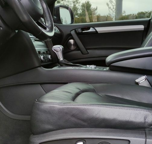 Черный Ауди Ку 7, объемом двигателя 3 л и пробегом 168 тыс. км за 21000 $, фото 13 на Automoto.ua