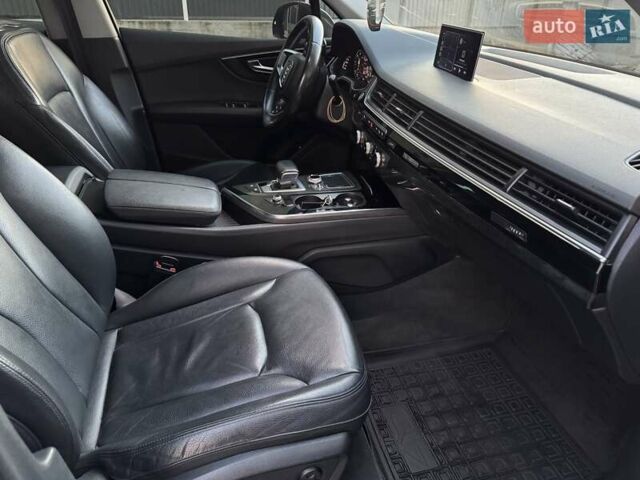 Черный Ауди Ку 7, объемом двигателя 2.97 л и пробегом 229 тыс. км за 30900 $, фото 14 на Automoto.ua