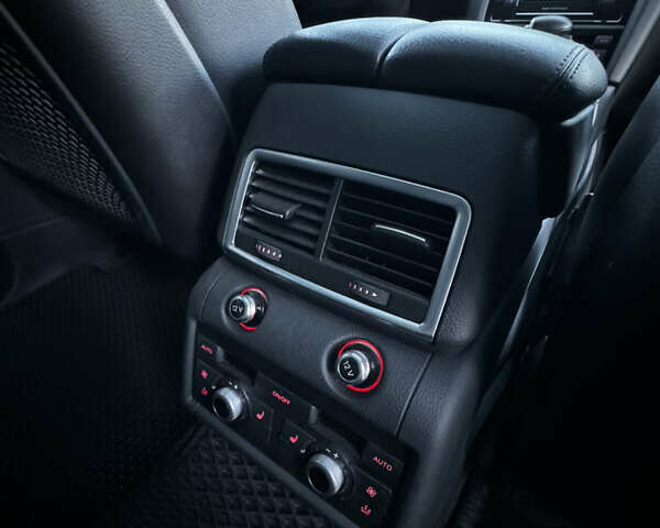 Черный Ауди Ку 7, объемом двигателя 2.97 л и пробегом 271 тыс. км за 16999 $, фото 22 на Automoto.ua