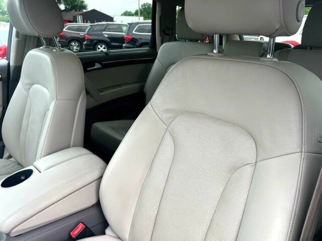 Черный Ауди Ку 7, объемом двигателя 3 л и пробегом 75 тыс. км за 12000 $, фото 10 на Automoto.ua