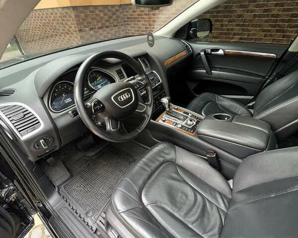 Черный Ауди Ку 7, объемом двигателя 3 л и пробегом 175 тыс. км за 17500 $, фото 21 на Automoto.ua