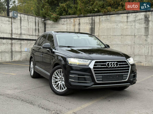 Черный Ауди Ку 7, объемом двигателя 3 л и пробегом 269 тыс. км за 28999 $, фото 3 на Automoto.ua