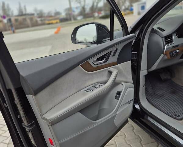 Чорний Ауді Ку 7, об'ємом двигуна 2.97 л та пробігом 323 тис. км за 29900 $, фото 13 на Automoto.ua
