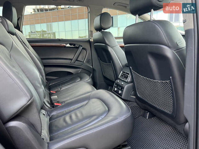 Черный Ауди Ку 7, объемом двигателя 3 л и пробегом 230 тыс. км за 20500 $, фото 13 на Automoto.ua