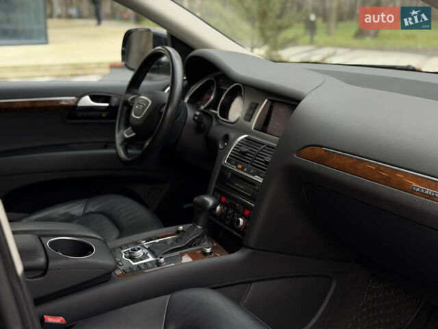 Чорний Ауді Ку 7, об'ємом двигуна 2.97 л та пробігом 246 тис. км за 19999 $, фото 18 на Automoto.ua