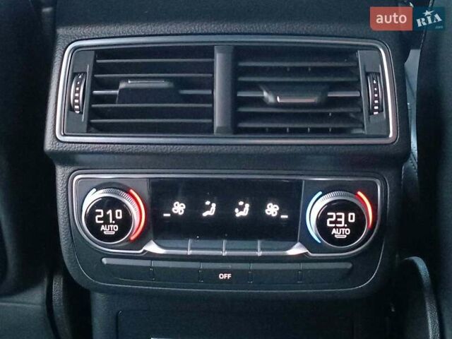 Чорний Ауді Ку 7, об'ємом двигуна 3 л та пробігом 250 тис. км за 32400 $, фото 50 на Automoto.ua