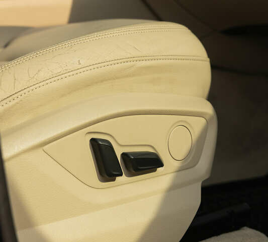 Чорний Ауді Ку 7, об'ємом двигуна 3 л та пробігом 151 тис. км за 22000 $, фото 71 на Automoto.ua