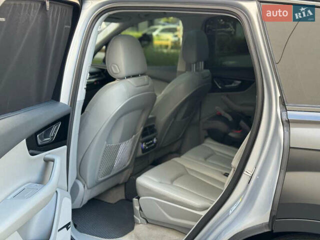 Черный Ауди Ку 7, объемом двигателя 3 л и пробегом 167 тыс. км за 28000 $, фото 27 на Automoto.ua