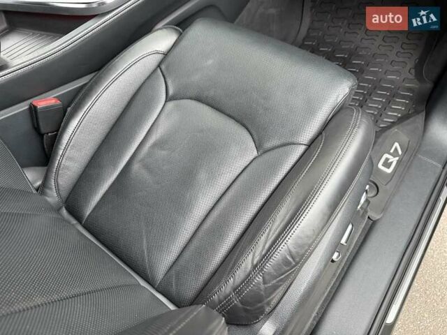 Черный Ауди Ку 7, объемом двигателя 3 л и пробегом 157 тыс. км за 44500 $, фото 166 на Automoto.ua