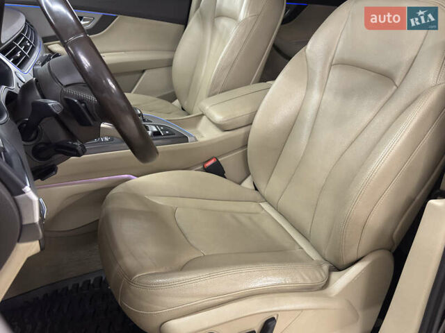 Ауди Ку 7 2016 в Николаеве на Automoto.ua Черный Ауди Ку 7, объемом двигателя 2.97 л и пробегом 328 тыс. км за 36490 $, фото 15 на Automoto.ua