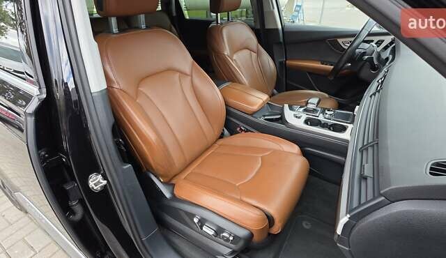 Черный Ауди Ку 7, объемом двигателя 2.97 л и пробегом 225 тыс. км за 35500 $, фото 103 на Automoto.ua