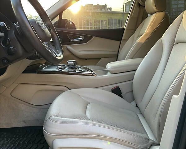 Ауди Ку 7 2016 в Ивано-Франковске на Automoto.ua Черный Ауди Ку 7, объемом двигателя 3 л и пробегом 201 тыс. км за 24000 $, фото 8 на Automoto.ua