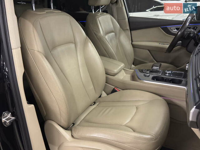 Ауди Ку 7 2016 в Николаеве на Automoto.ua Черный Ауди Ку 7, объемом двигателя 2.97 л и пробегом 328 тыс. км за 36490 $, фото 16 на Automoto.ua