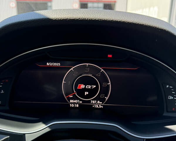 Ауди Ку 7 2016 в Ирпене на Automoto.ua Черный Ауди Ку 7, объемом двигателя 3 л и пробегом 86 тыс. км за 39000 $, фото 15 на Automoto.ua