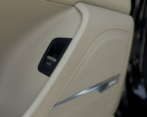 Черный Ауди Ку 7, объемом двигателя 3 л и пробегом 250 тыс. км за 27500 $, фото 22 на Automoto.ua