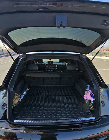 Ауди Ку 7 2016 в Киеве на Automoto.ua Черный Ауди Ку 7, объемом двигателя 2.97 л и пробегом 244 тыс. км за 35500 $, фото 22 на Automoto.ua