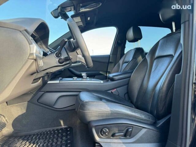 Чорний Ауді Ку 7, об'ємом двигуна 3 л та пробігом 252 тис. км за 31500 $, фото 6 на Automoto.ua
