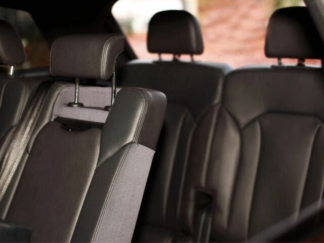 Чорний Ауді Ку 7, об'ємом двигуна 3 л та пробігом 111 тис. км за 16200 $, фото 12 на Automoto.ua