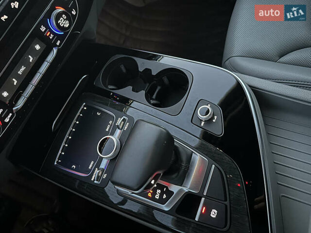 Черный Ауди Ку 7, объемом двигателя 3 л и пробегом 198 тыс. км за 27900 $, фото 31 на Automoto.ua