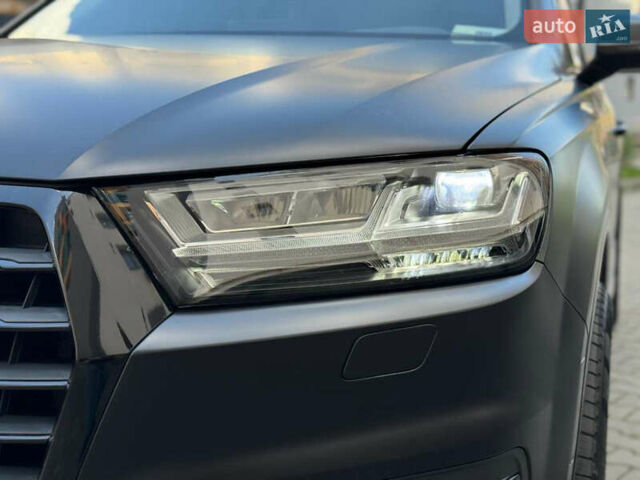 Черный Ауди Ку 7, объемом двигателя 3 л и пробегом 167 тыс. км за 28000 $, фото 13 на Automoto.ua