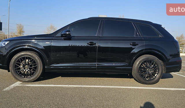 Ауди Ку 7 2016 в Киеве на Automoto.ua Черный Ауди Ку 7, объемом двигателя 2.97 л и пробегом 244 тыс. км за 35500 $, фото 5 на Automoto.ua