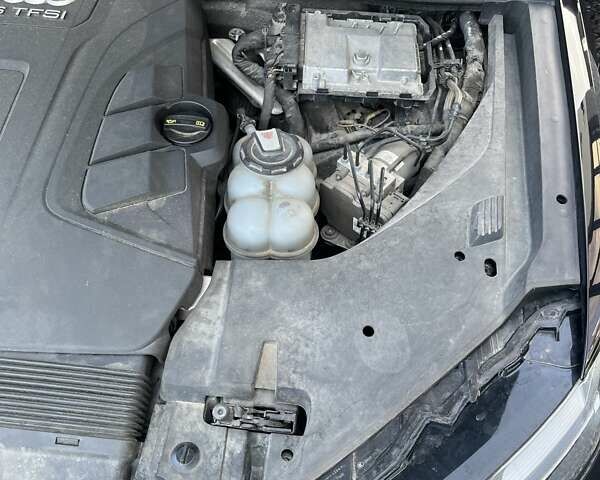 Ауди Ку 7 2016 в Мукачеве на Automoto.ua Черный Ауди Ку 7, объемом двигателя 3 л и пробегом 215 тыс. км за 27500 $, фото 27 на Automoto.ua