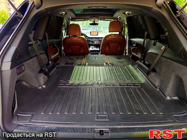 Ауди Ку 7 2016 в Киеве на Automoto.ua Черный Ауди Ку 7, объемом двигателя 3 л и пробегом 215 тыс. км за 37000 $, фото 9 на Automoto.ua