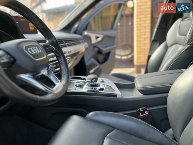 Ауді Ку 7 2016 у Хмельницькому на Automoto.ua Чорний Ауді Ку 7, об'ємом двигуна 2.97 л та пробігом 233 тис. км за 31900 $, фото 74 на Automoto.ua