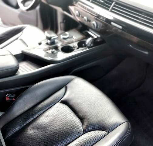 Ауди Ку 7 2016 в Ровно на Automoto.ua Черный Ауди Ку 7, объемом двигателя 2.97 л и пробегом 260 тыс. км за 35000 $, фото 7 на Automoto.ua