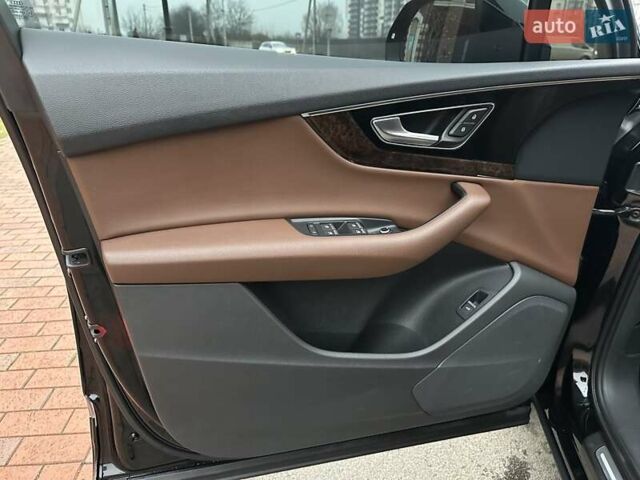 Черный Ауди Ку 7, объемом двигателя 3 л и пробегом 247 тыс. км за 28750 $, фото 57 на Automoto.ua