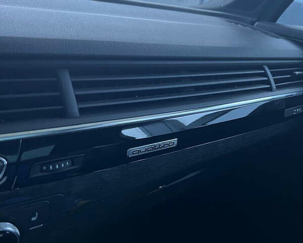 Чорний Ауді Ку 7, об'ємом двигуна 3 л та пробігом 209 тис. км за 27300 $, фото 22 на Automoto.ua