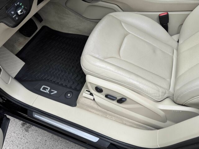 Черный Ауди Ку 7, объемом двигателя 3 л и пробегом 124 тыс. км за 30800 $, фото 7 на Automoto.ua