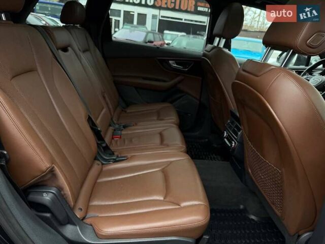 Черный Ауди Ку 7, объемом двигателя 3 л и пробегом 340 тыс. км за 25500 $, фото 12 на Automoto.ua