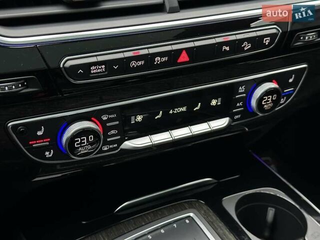 Черный Ауди Ку 7, объемом двигателя 3 л и пробегом 211 тыс. км за 26900 $, фото 50 на Automoto.ua