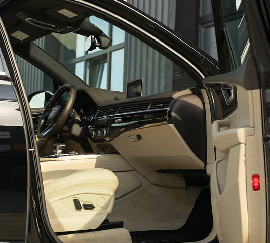 Чорний Ауді Ку 7, об'ємом двигуна 3 л та пробігом 151 тис. км за 22000 $, фото 138 на Automoto.ua