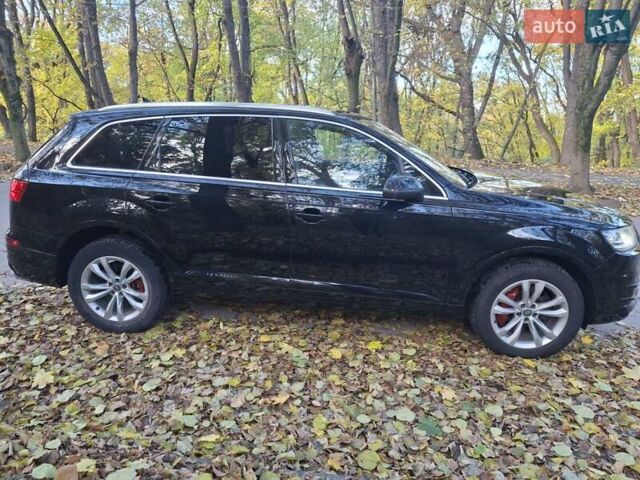 Ауді Ку 7 2016 у Каменце-Подольском на Automoto.ua Чорний Ауді Ку 7, об'ємом двигуна 3 л та пробігом 215 тис. км за 24500 $, фото 3 на Automoto.ua