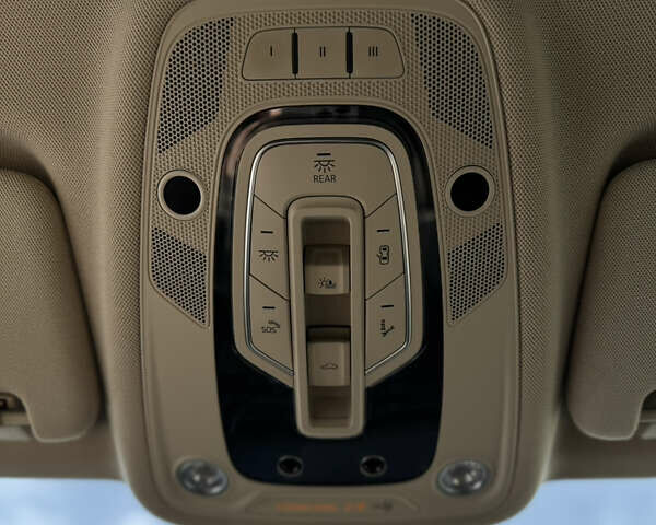 Черный Ауди Ку 7, объемом двигателя 3 л и пробегом 250 тыс. км за 27500 $, фото 41 на Automoto.ua