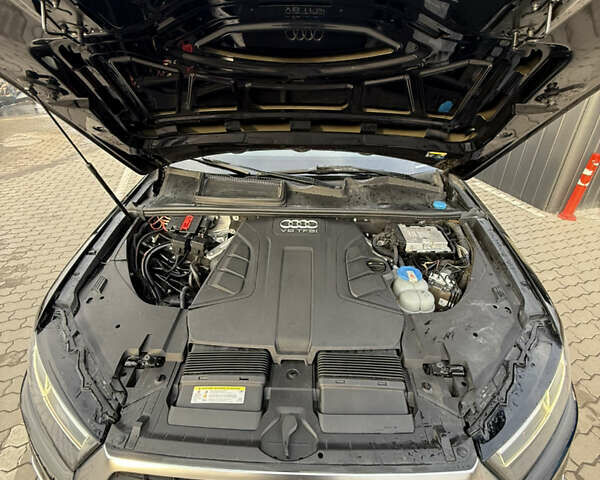 Черный Ауди Ку 7, объемом двигателя 3 л и пробегом 223 тыс. км за 21399 $, фото 35 на Automoto.ua