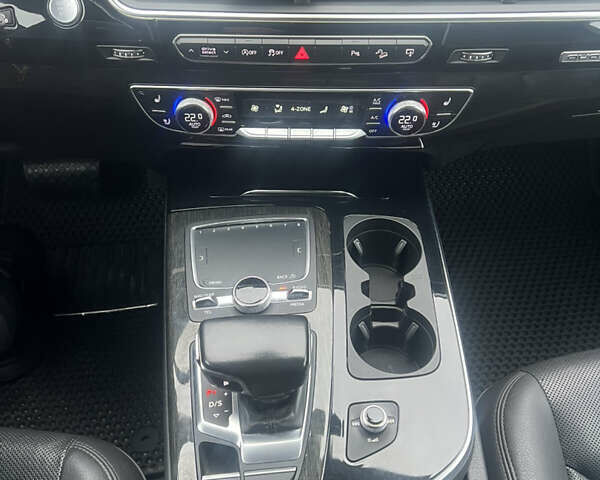 Чорний Ауді Ку 7, об'ємом двигуна 3 л та пробігом 152 тис. км за 24500 $, фото 20 на Automoto.ua